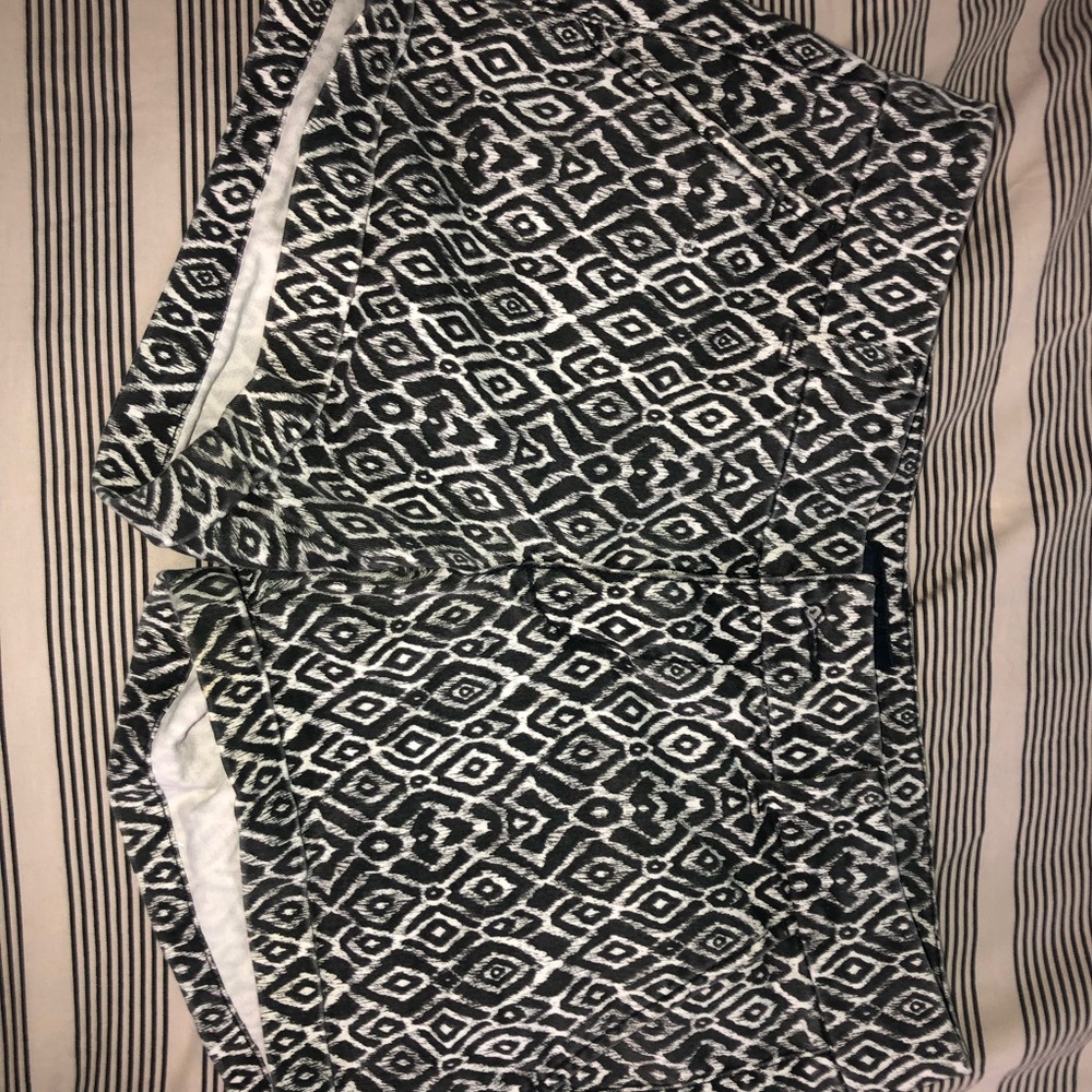 American eagle patterned shorts